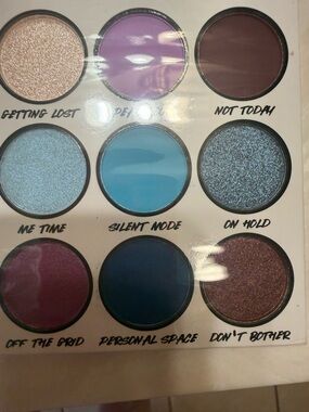 BH Cosmetics Blue & Purple Multi-Finish Eyeshadow Palette